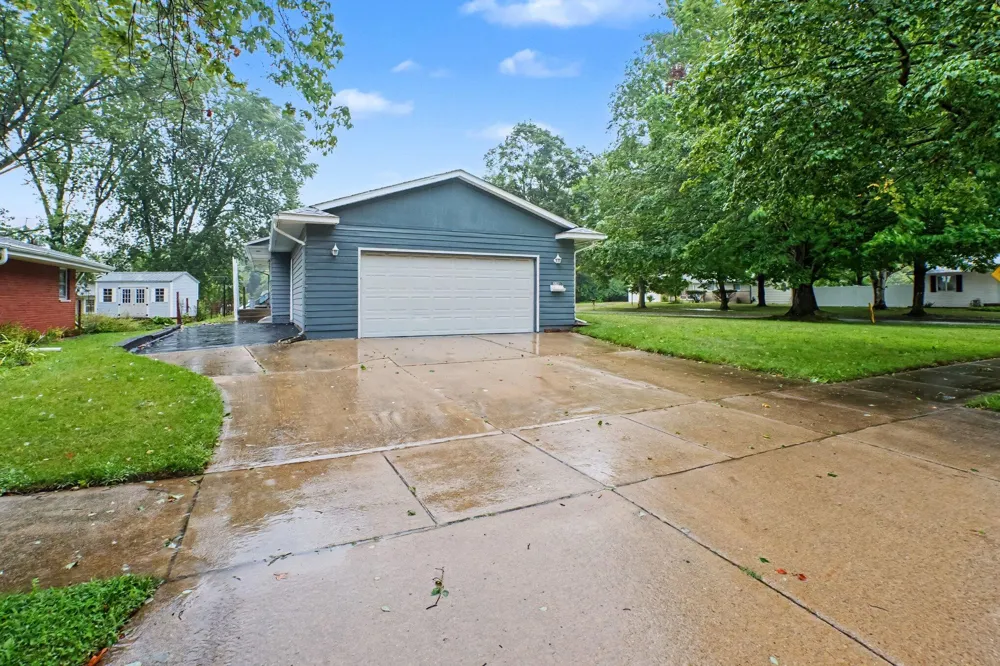 519 Claremont Street Buchanan, MI 49107