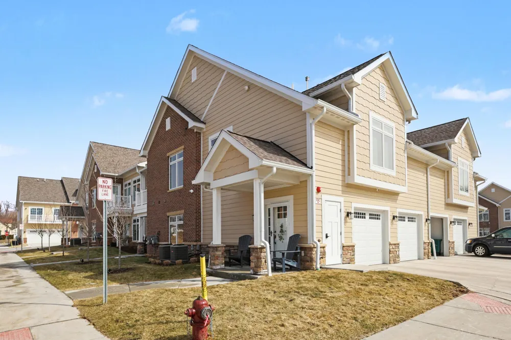 624 Boardwalk Lane Dexter, MI 48130