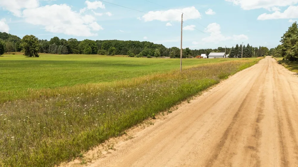 S Snyder Road, SW Springfield Township, MI 49633