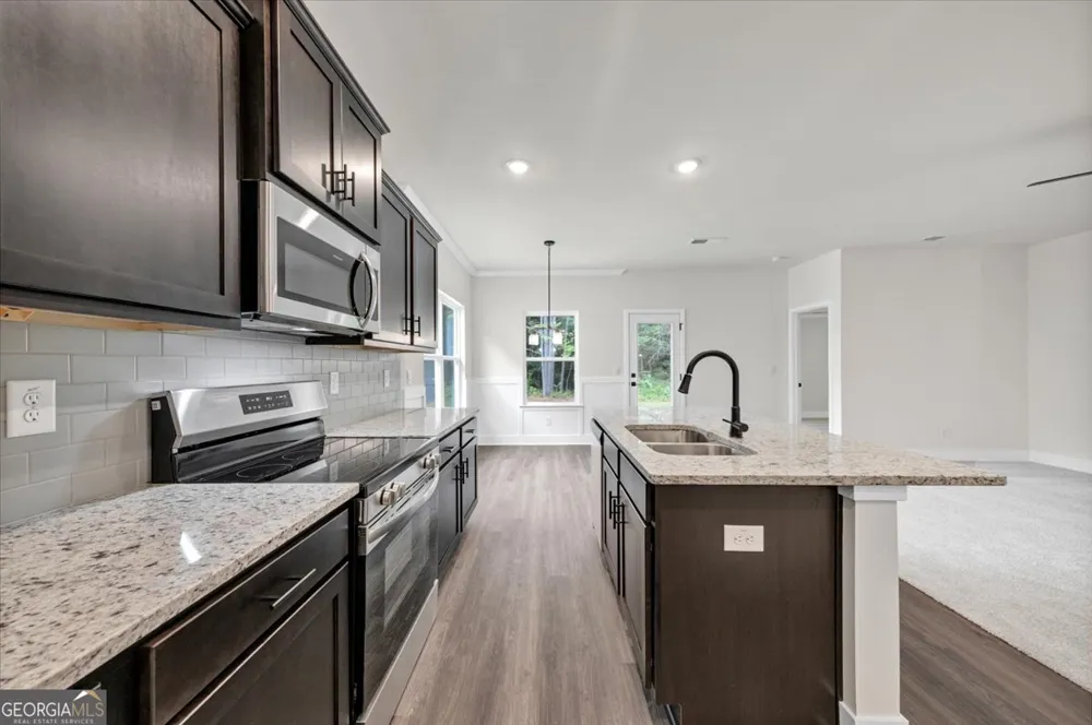 104 Endless Loop DR Carrollton, GA 30117