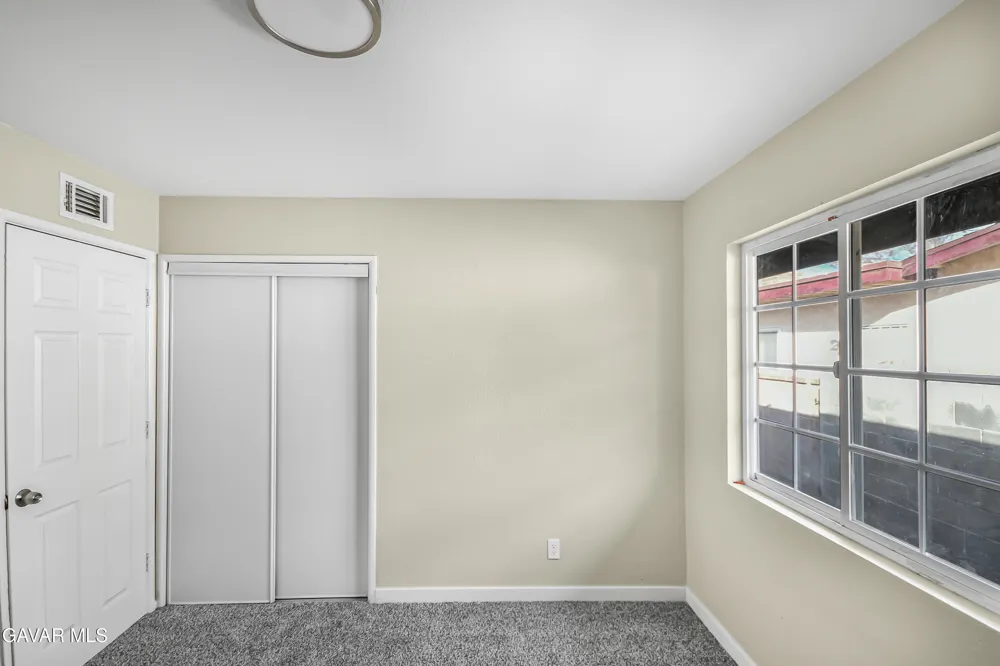 45503 W 11th Street Lancaster, CA 93534