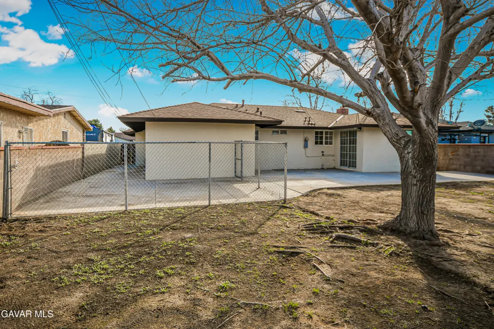 45503 W 11th Street Lancaster, CA 93534