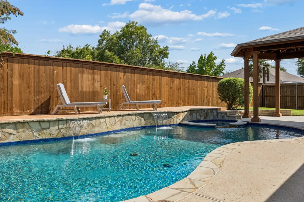 10418 Greenbriar Lane Rowlett, TX 75089