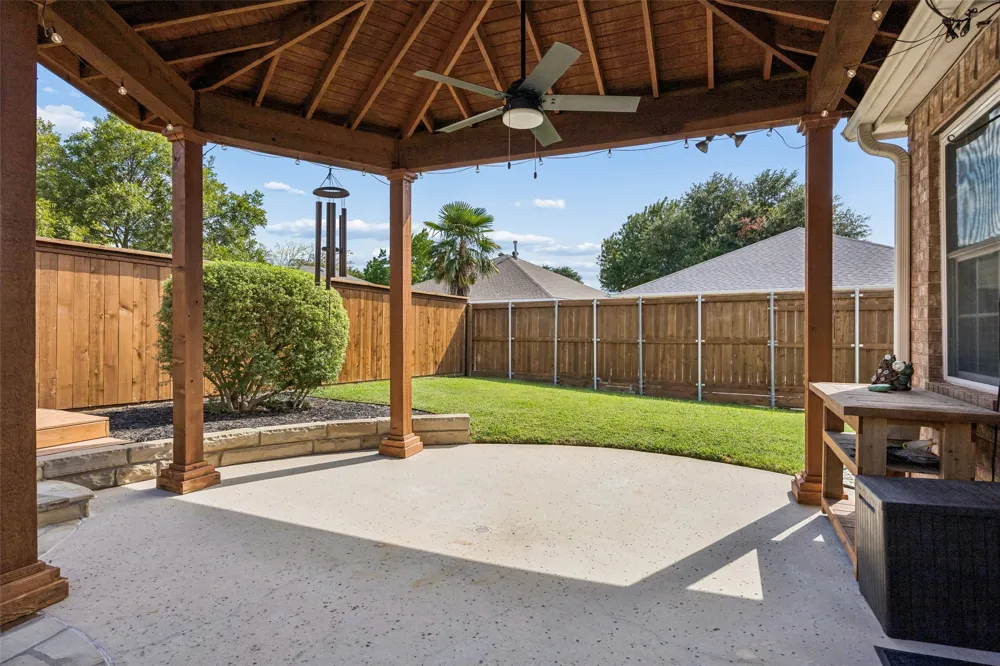 10418 Greenbriar Lane Rowlett, TX 75089