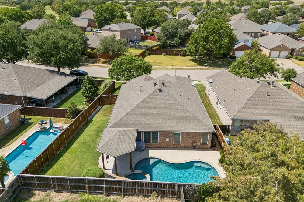 10418 Greenbriar Lane Rowlett, TX 75089
