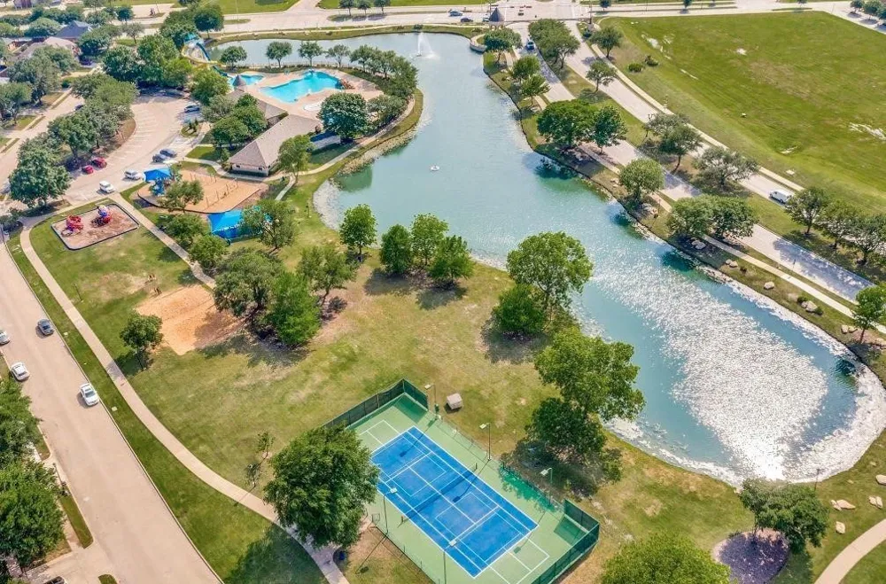 10418 Greenbriar Lane Rowlett, TX 75089