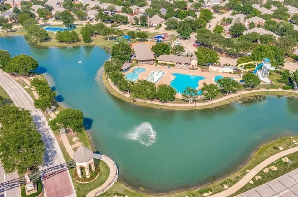 10418 Greenbriar Lane Rowlett, TX 75089