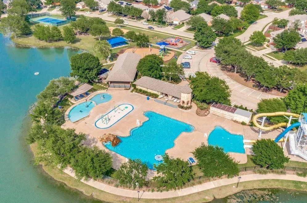 10418 Greenbriar Lane Rowlett, TX 75089