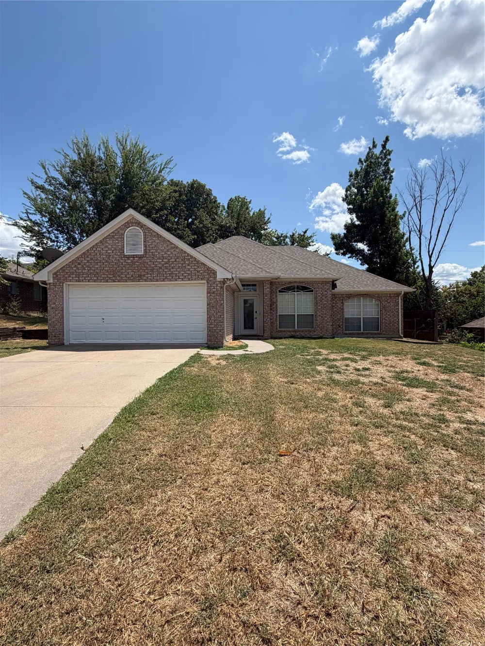 1427 Shadow Run Weatherford, TX 76086