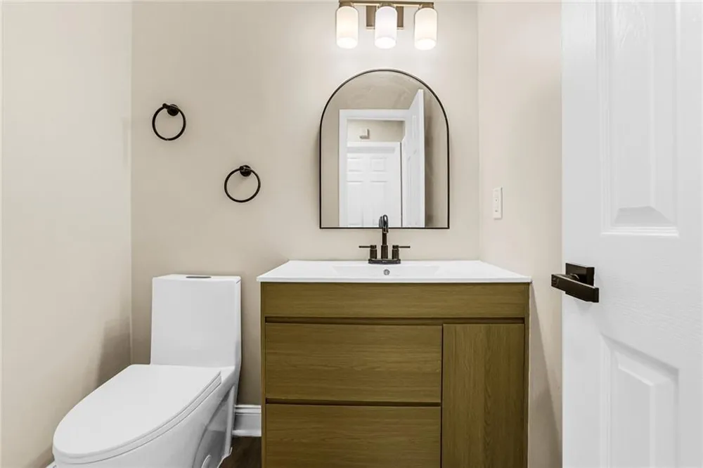 4335 Abbotts Pointe Court Duluth, GA 30097