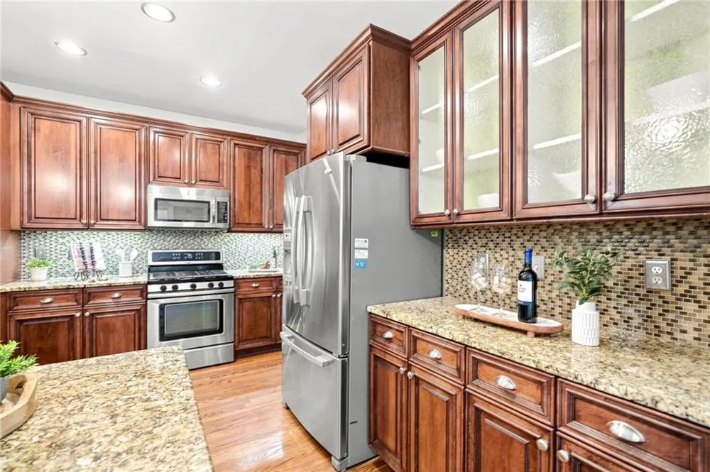 7350 Devonhall Way Johns Creek, GA 30097