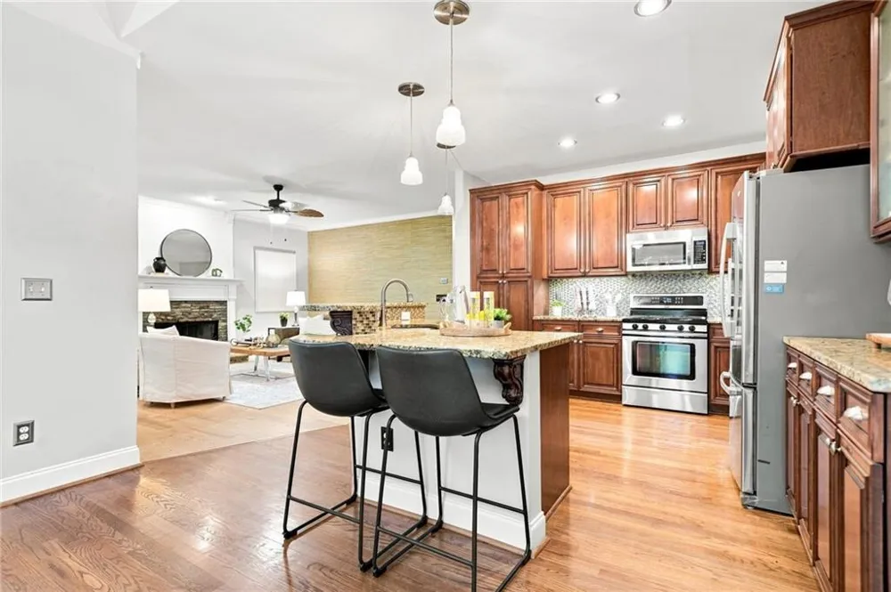 7350 Devonhall Way Johns Creek, GA 30097