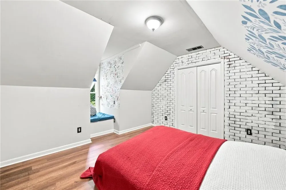 7350 Devonhall Way Johns Creek, GA 30097