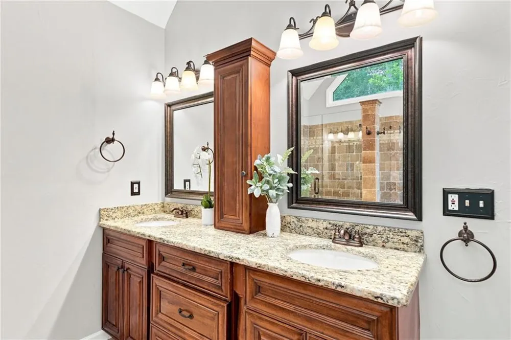 7350 Devonhall Way Johns Creek, GA 30097