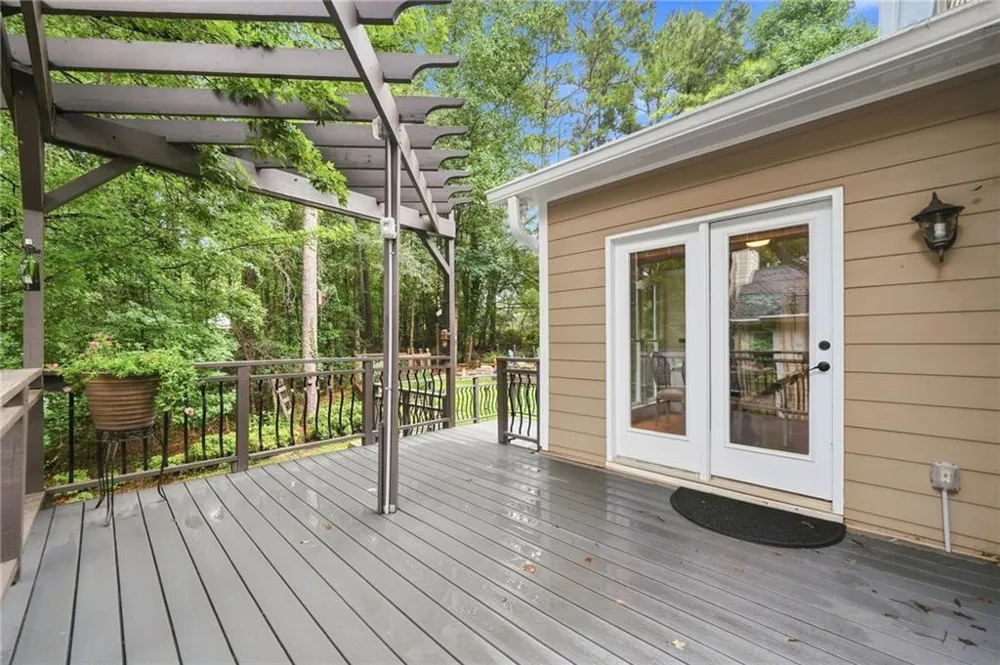 7350 Devonhall Way Johns Creek, GA 30097