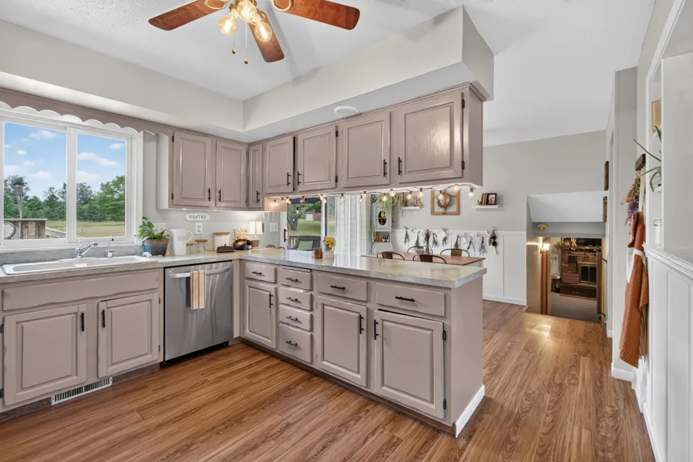 4788 Moon Lake Road Jackson, MI 49201