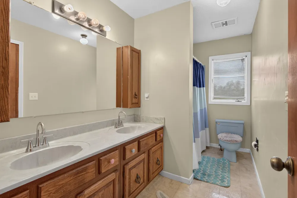 4788 Moon Lake Road Jackson, MI 49201