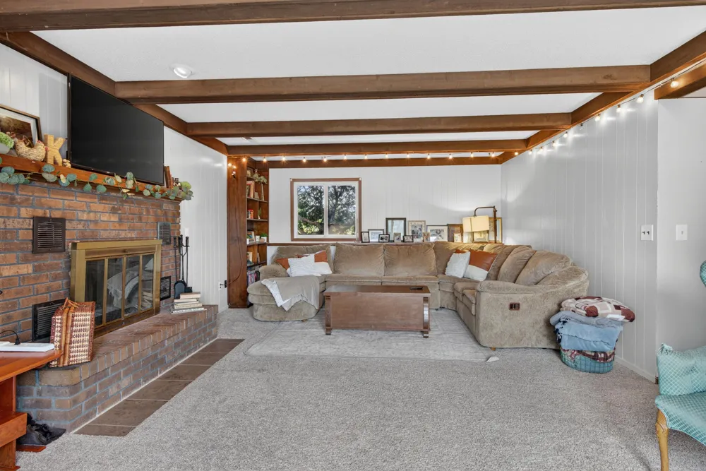4788 Moon Lake Road Jackson, MI 49201
