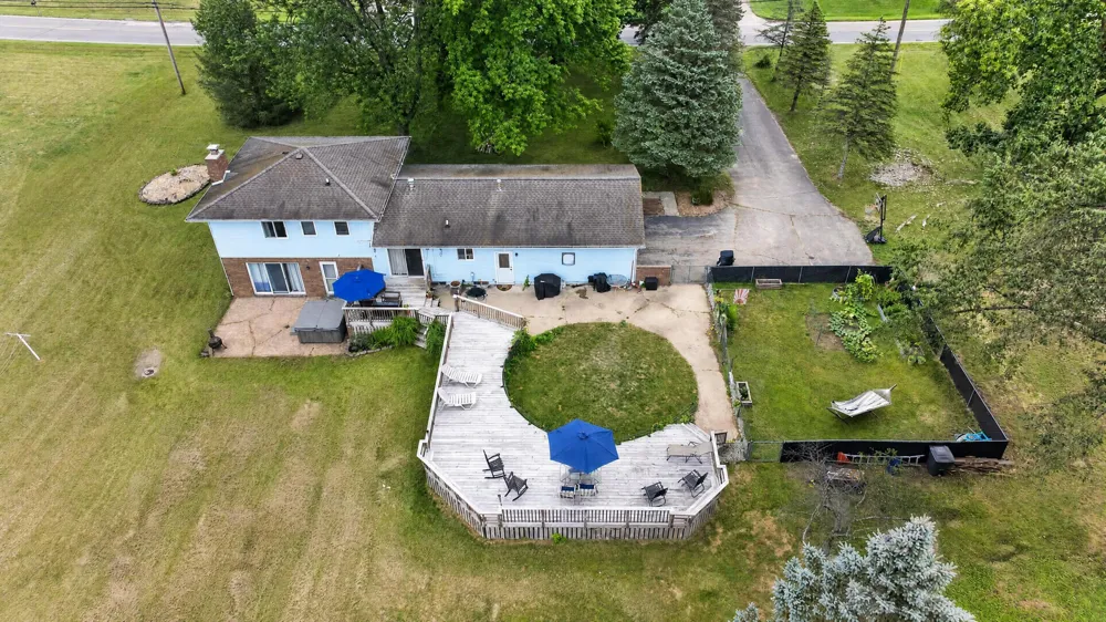 4788 Moon Lake Road Jackson, MI 49201