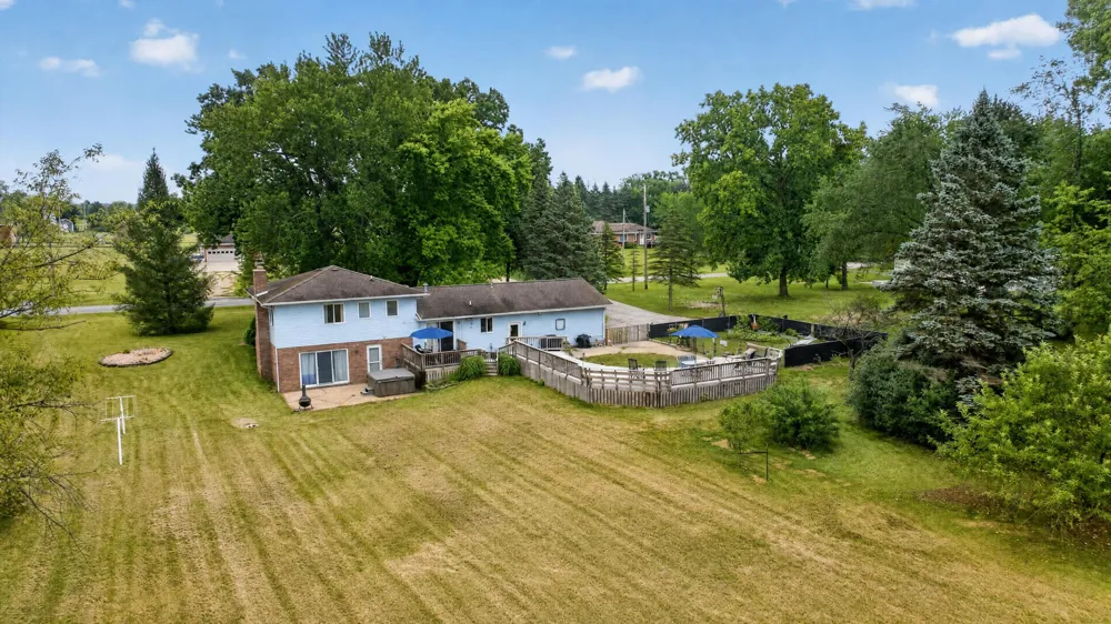 4788 Moon Lake Road Jackson, MI 49201