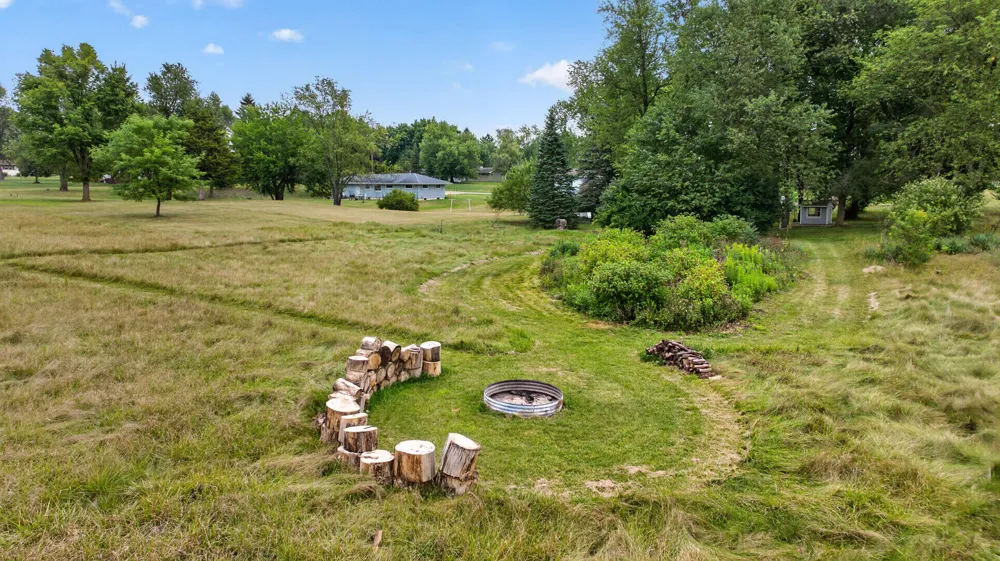 4788 Moon Lake Road Jackson, MI 49201