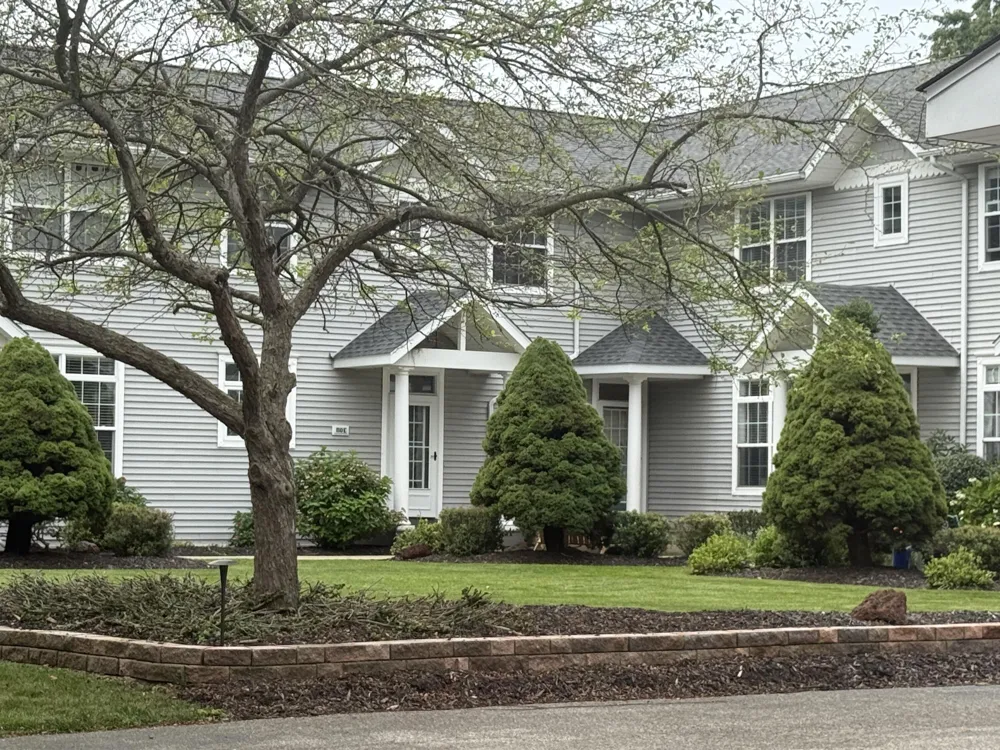 110 Washington Street #E Douglas, MI 49406
