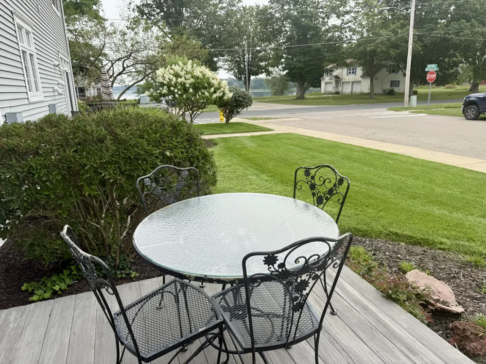 110 Washington Street #E Douglas, MI 49406