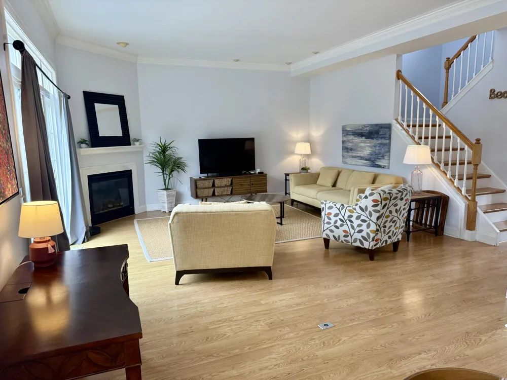 110 Washington Street #E Douglas, MI 49406