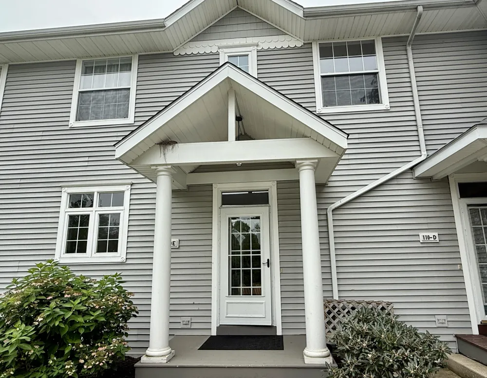 110 Washington Street #E Douglas, MI 49406