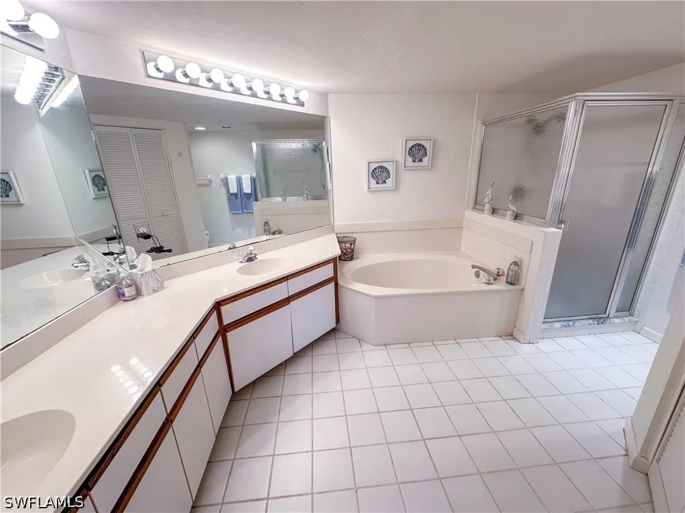 Lake Forest Drive #413 Bonita Springs, FL 34134