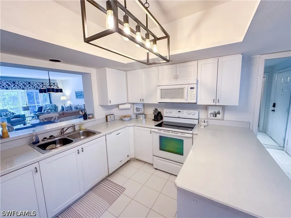 Lake Forest Drive #413 Bonita Springs, FL 34134