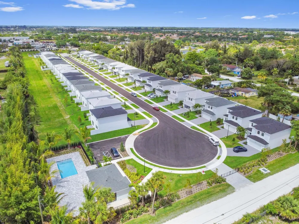 6275 Tenor Drive West Palm Beach, FL 33413