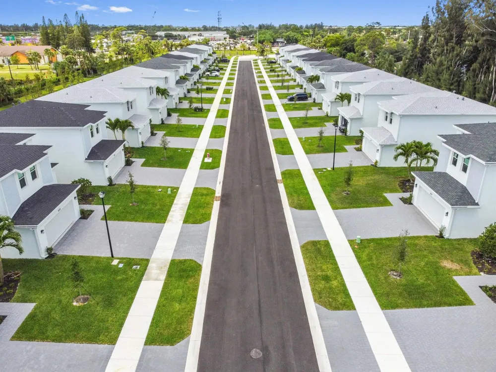 6275 Tenor Drive West Palm Beach, FL 33413