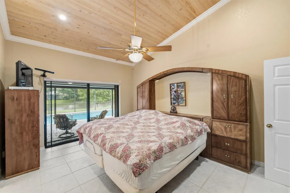 8719 NW 1ST STREET Coral Springs, FL 33071