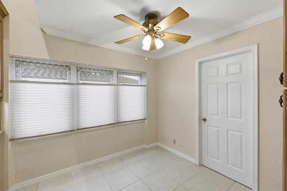 8719 NW 1ST STREET Coral Springs, FL 33071