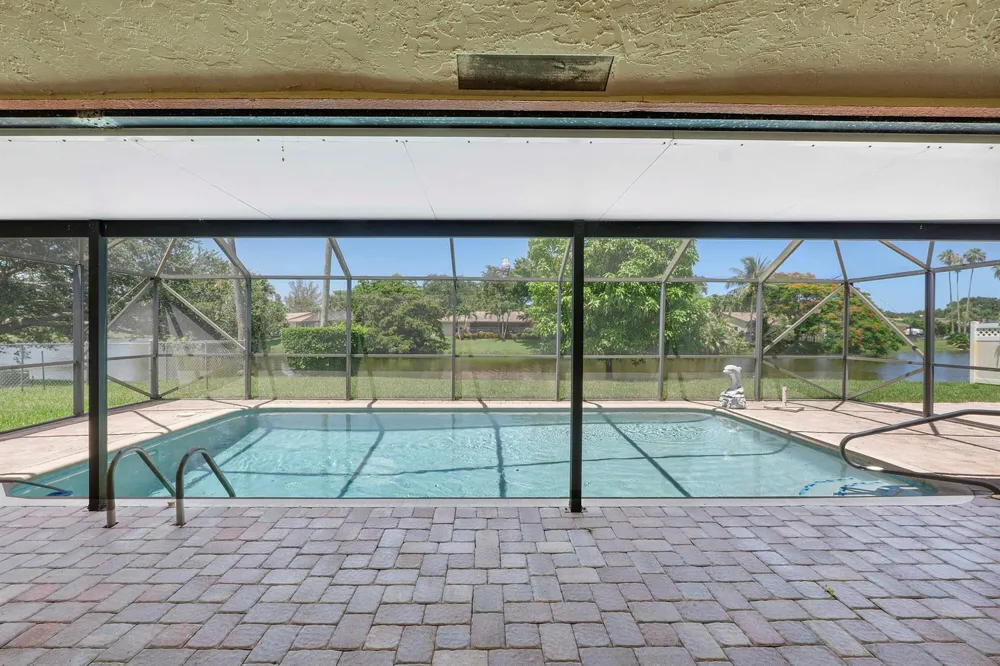 8719 NW 1ST STREET Coral Springs, FL 33071