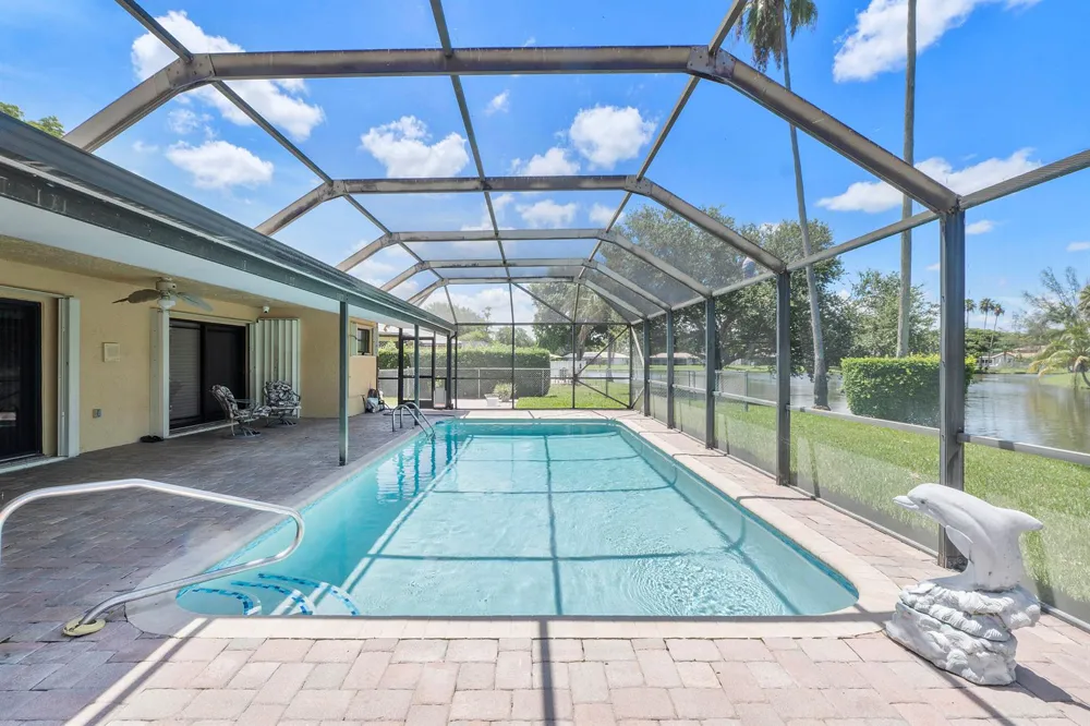 8719 NW 1ST STREET Coral Springs, FL 33071