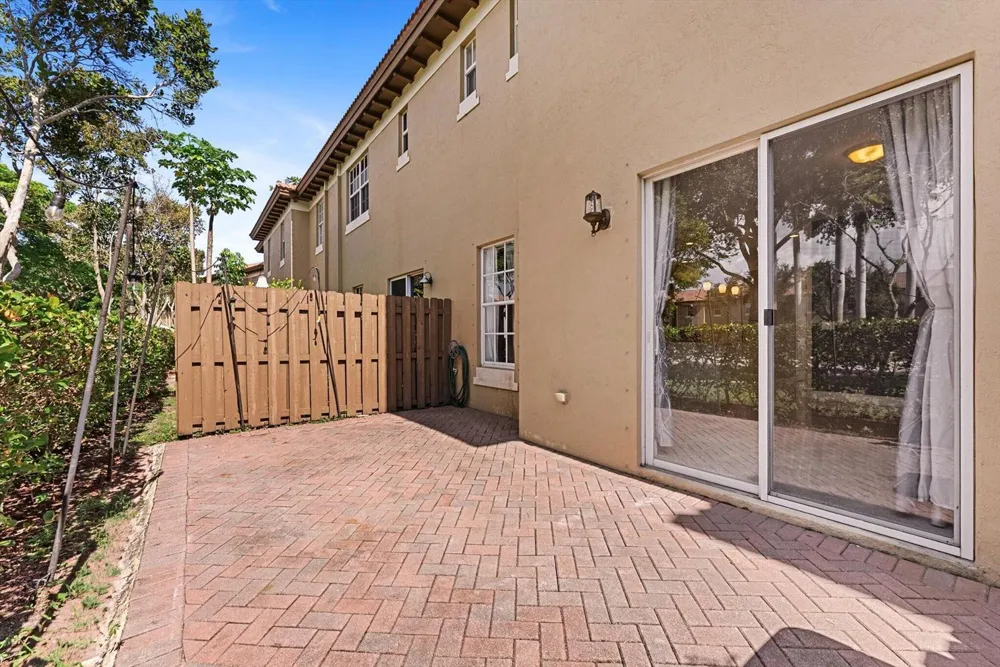 6884 JULIA GARDENS DRIVE Coconut Creek, FL 33073