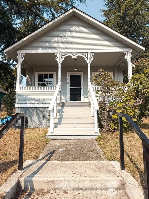 218 Washington Avenue