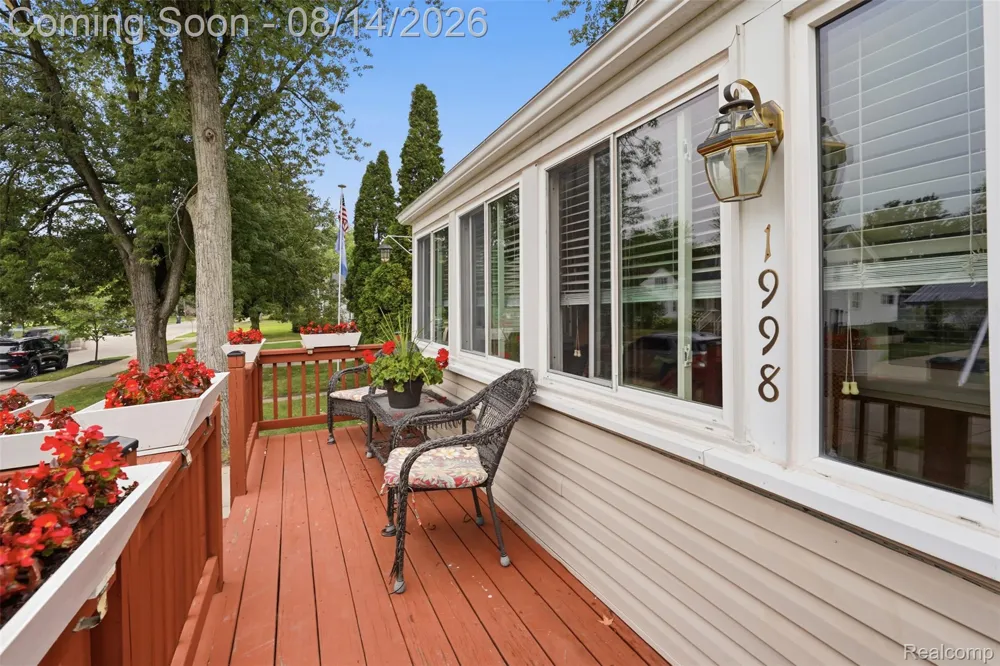 1998 Columbia Road Berkley City, MI 48072