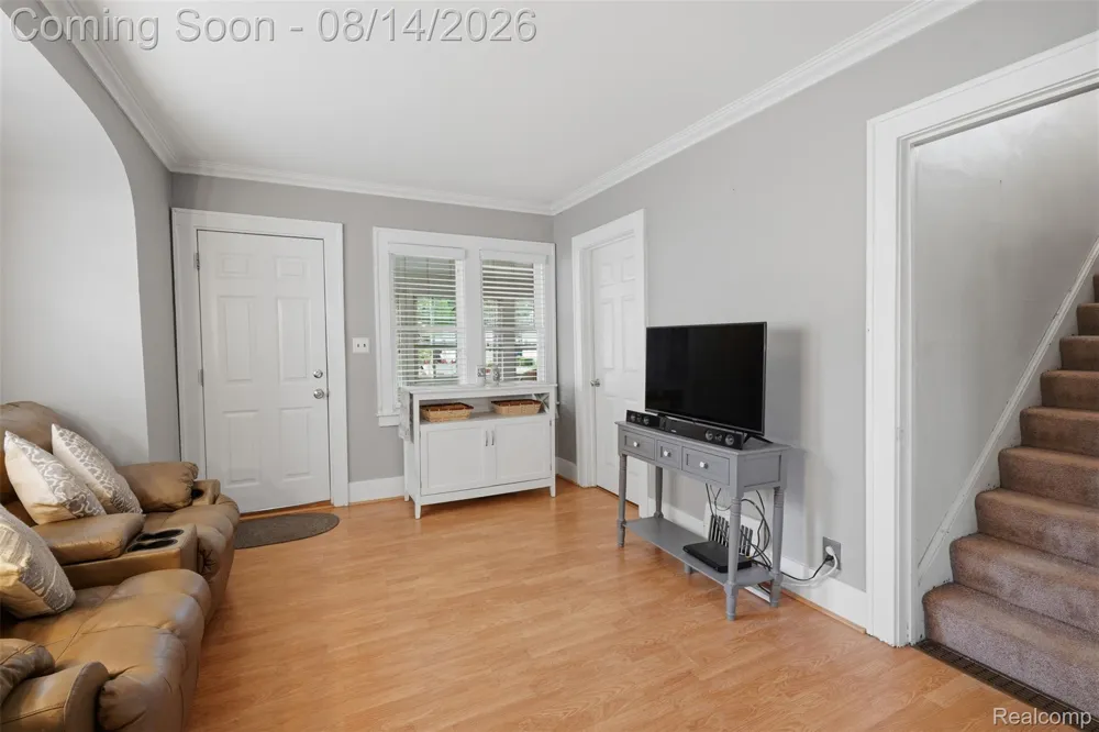 1998 Columbia Road Berkley City, MI 48072