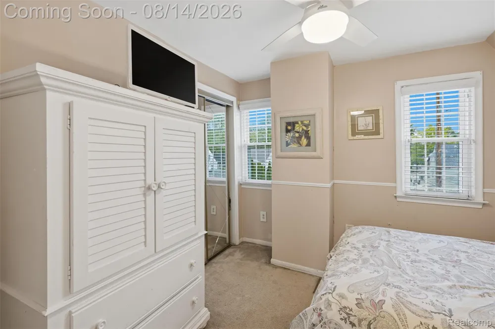 1998 Columbia Road Berkley City, MI 48072