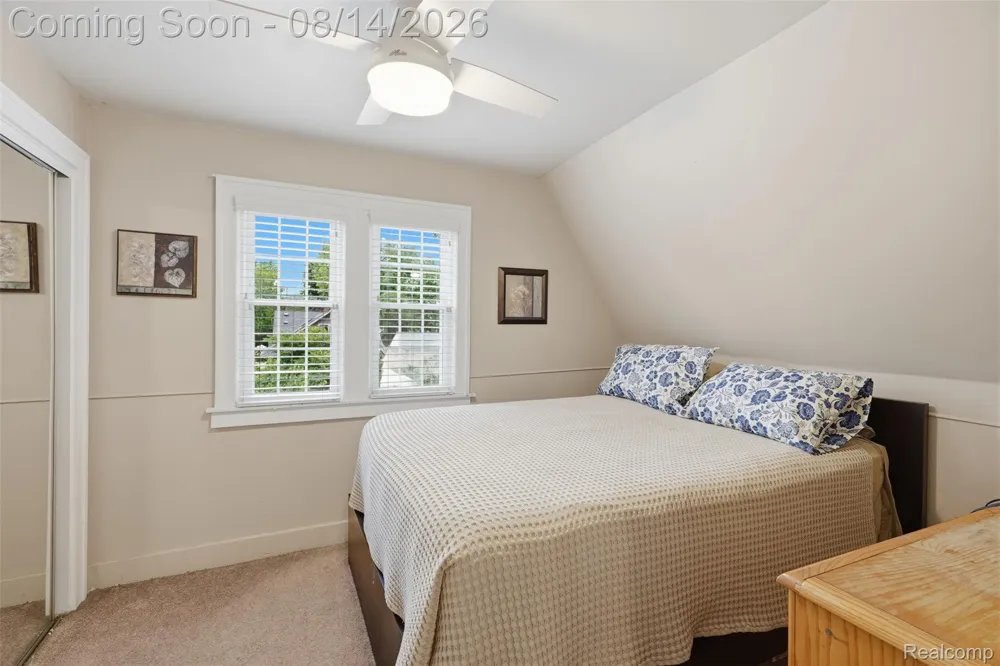 1998 Columbia Road Berkley City, MI 48072