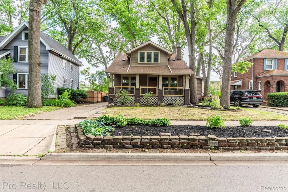 735 Withington Street Ferndale City, MI 48220