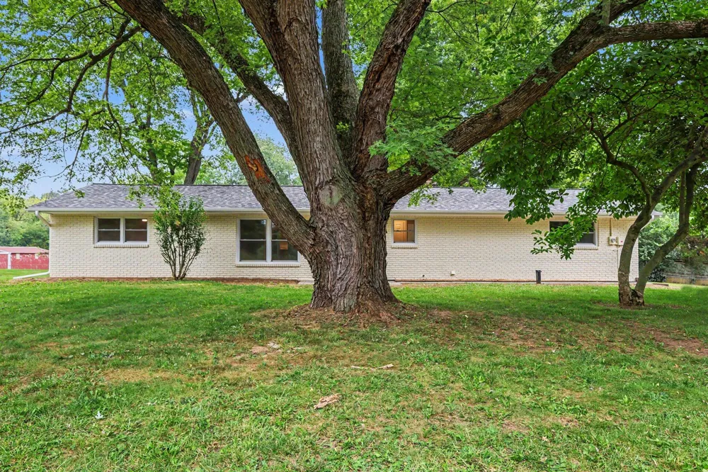 6627 S Jackson Road Summit Township, MI 49201