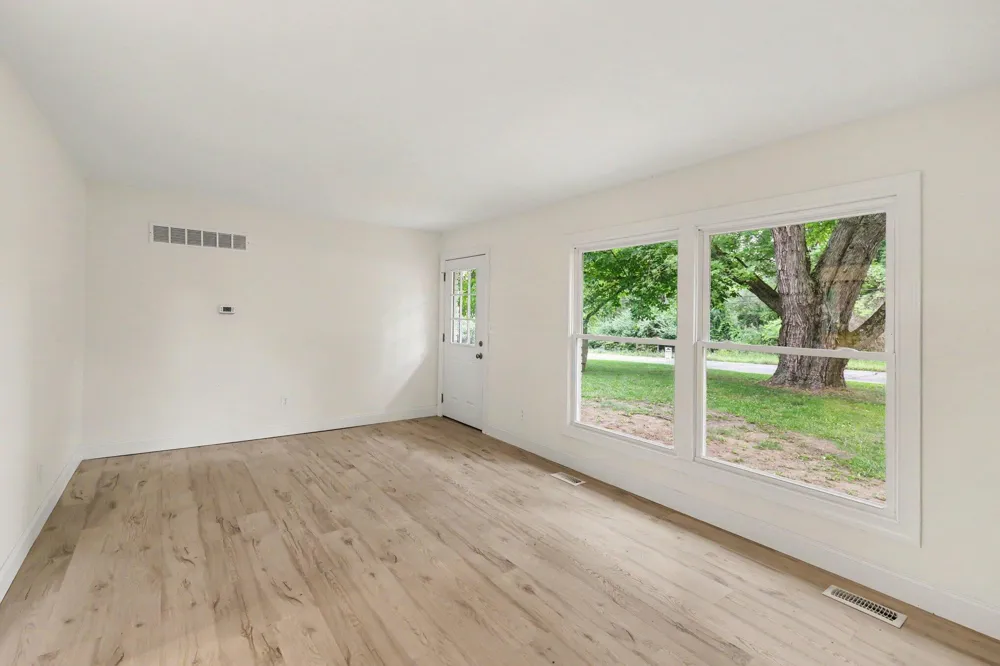 6627 S Jackson Road Summit Township, MI 49201