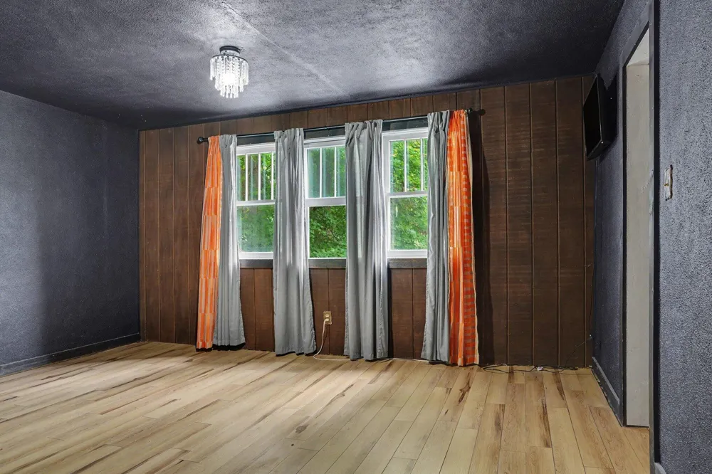 114 Mansie Street Marshall Township, MI 49033