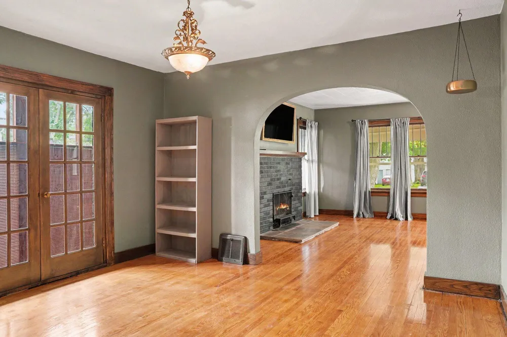 114 Mansie Street Marshall Township, MI 49033