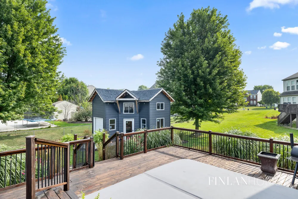 8655 Haystack Road SE Caledonia Township, MI 49316