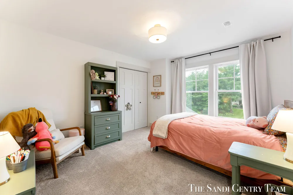 36 W Farr Road Norton Shores City, MI 49444